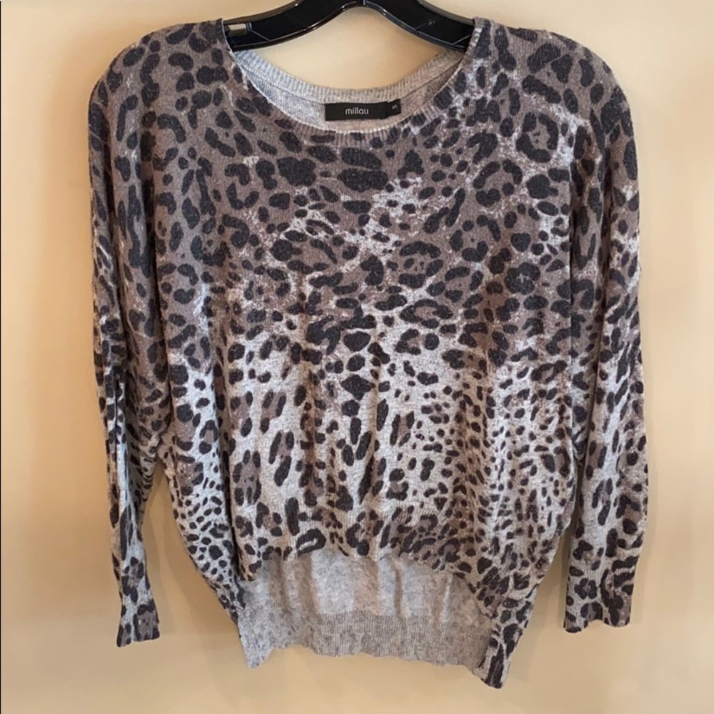 Millau Leopard Sweater Size Small
